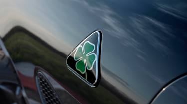 Alfa Romeo Giulia and Stelvio Quadrifoglio Super Sport clover leaf badge