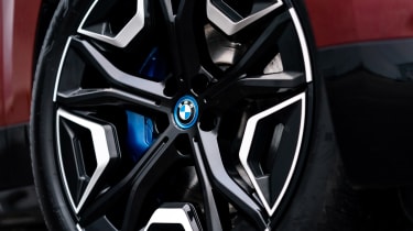 BMW iX review – wheels