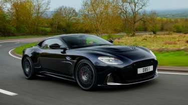 Aston Martin DBS 770 Ultimate – tracking cornering