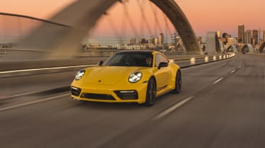 Porsche 911T – front tracking