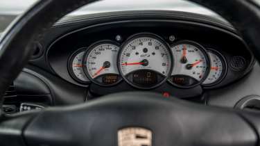 Porsche GT3s 996 v 992