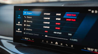 BMW M3 CS Touring – infotainment