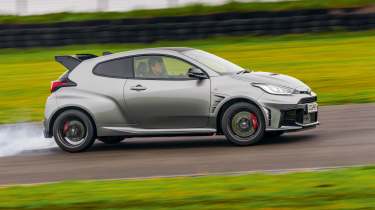 Golf GTI v GR Yaris Aero v Civic Type R