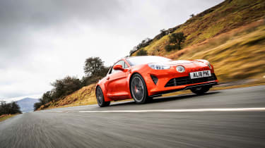 Alpine A110S 2022 – front tracking
