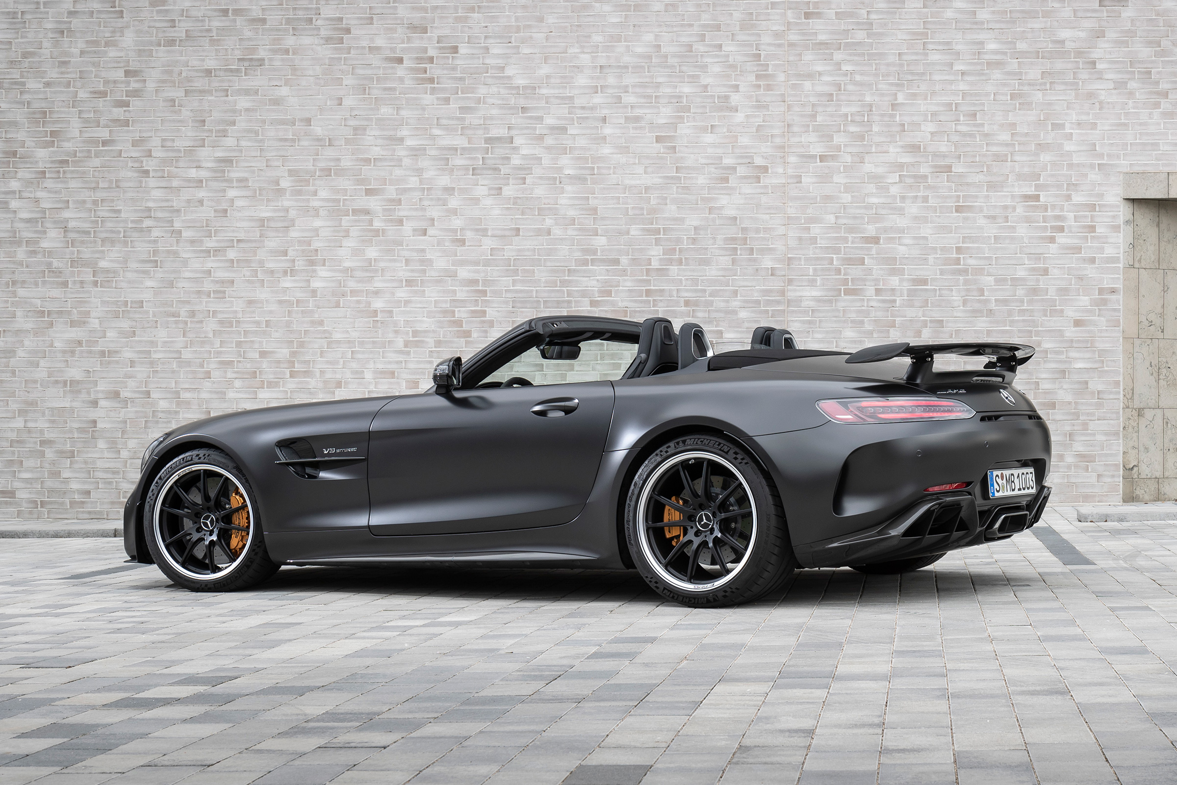 Mercedes Amg Gt R Roadster Priced From 178 675 Evo