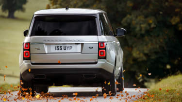 MY18 Range Rover - LWB tail