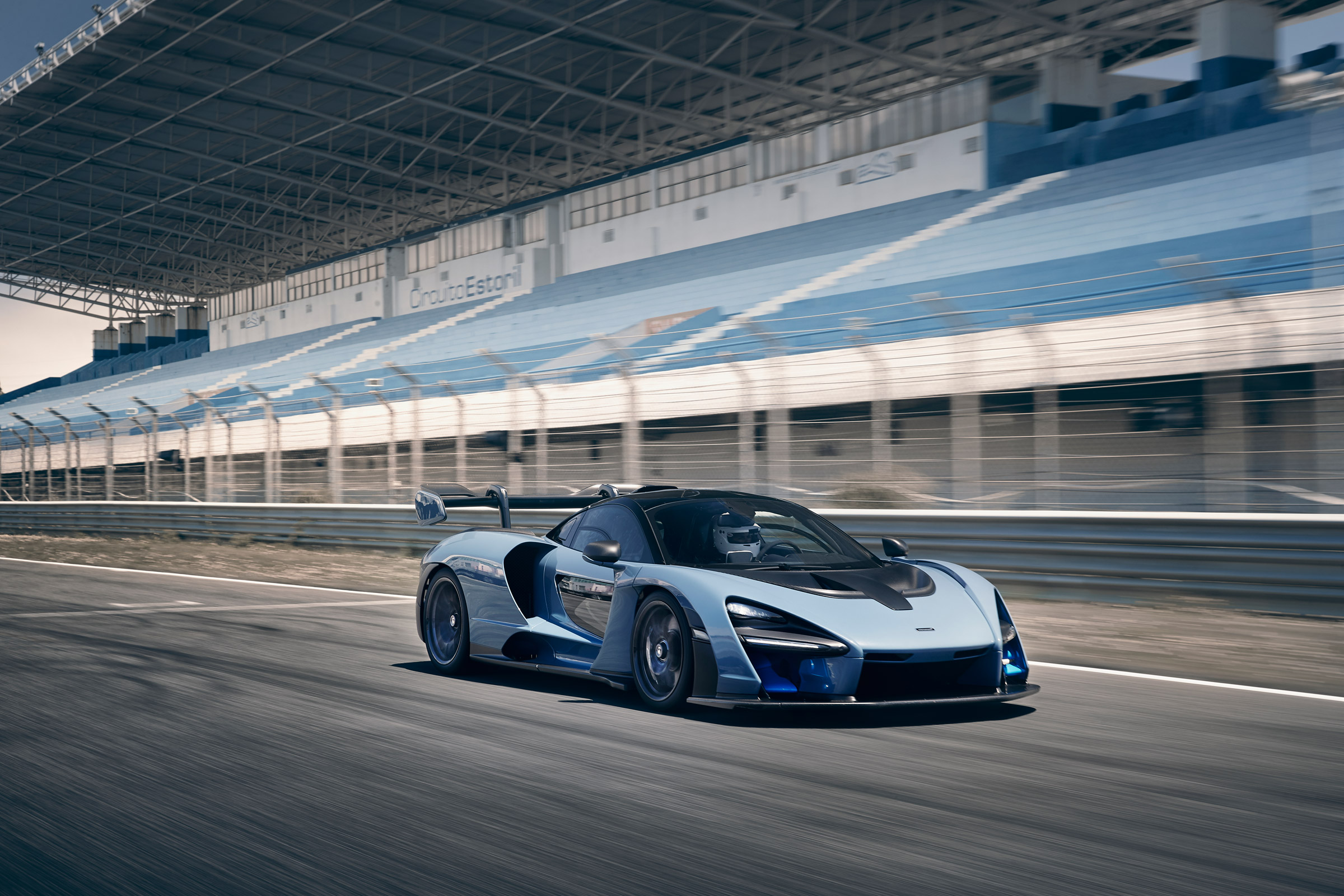 McLaren Senna review - the ultimate track driving experience