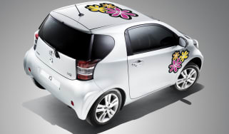 Toyota iQ gets Creative FX treatment