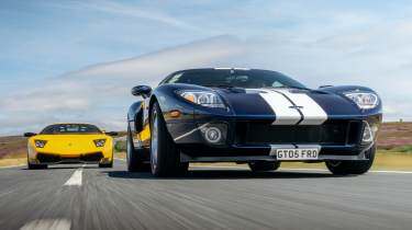 Ford GT and Lamborghini Murcielago SV