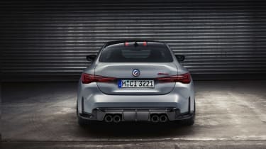 BMW M4 CSL – tail