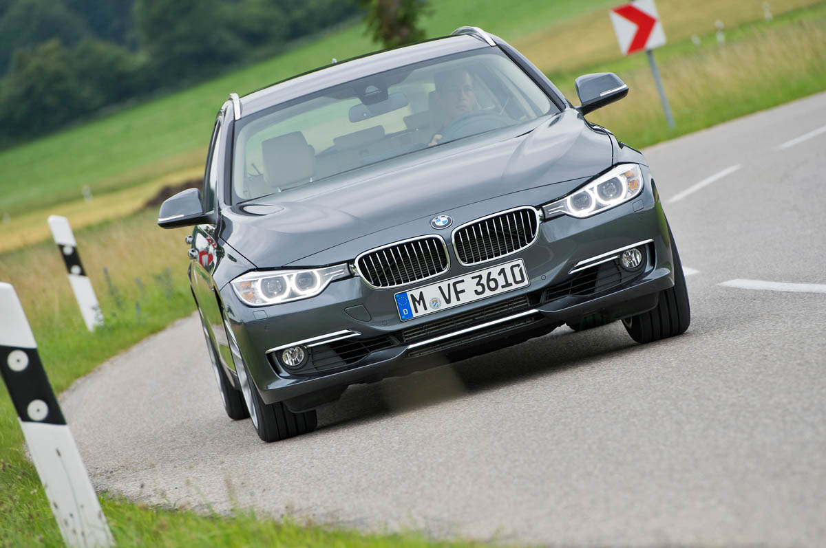 BMW 328i Touring review price, specs and 0-60 time evo