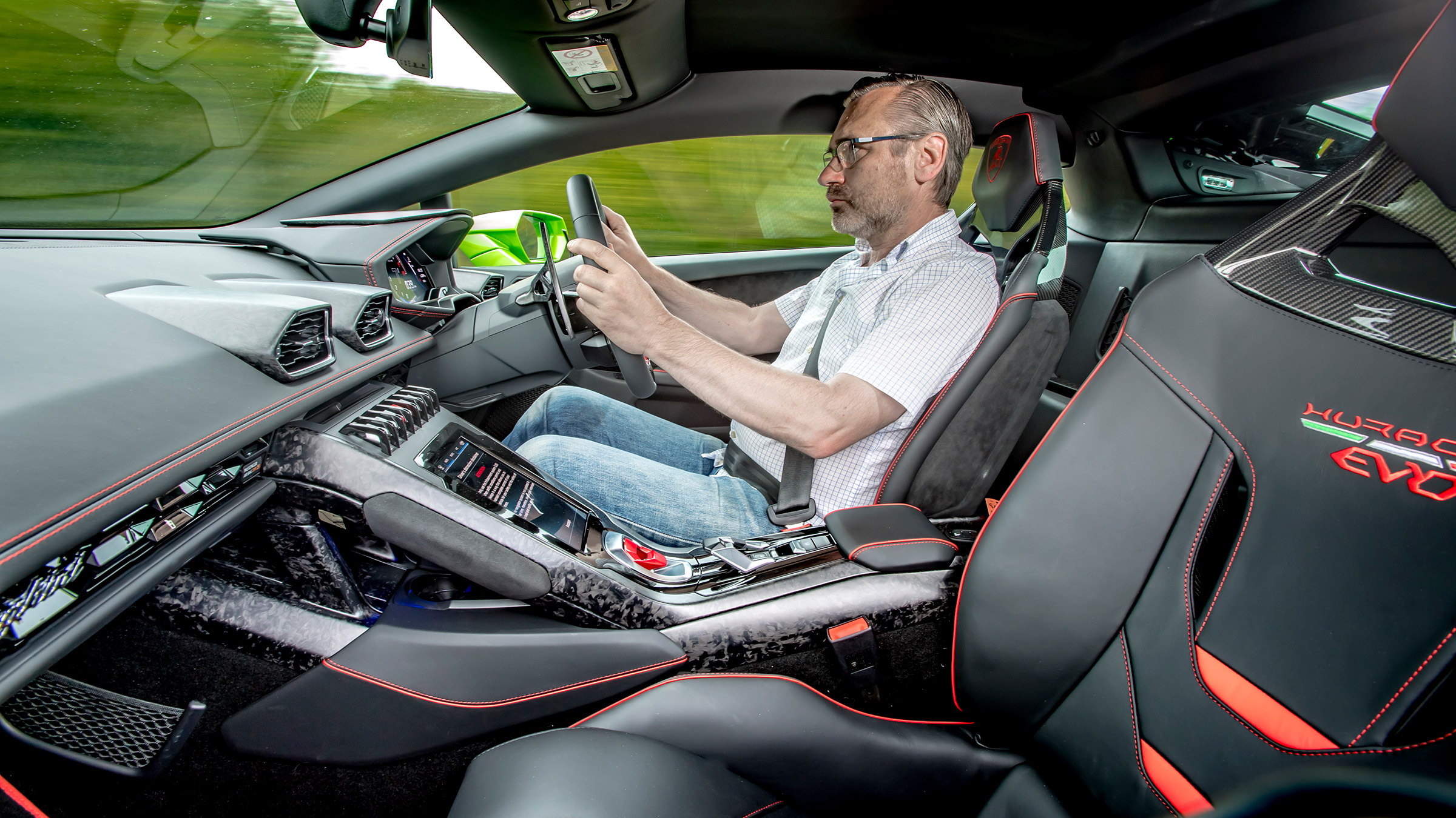 Lamborghini Huracán Evo review – interior and tech 2023 | evo
