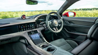 Porsche Taycan GTS – dashboard