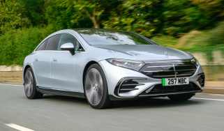 Mercedes EQS – front