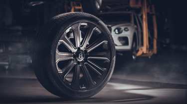 Bentley Bentayga Apex Edition – carbon fibre wheel