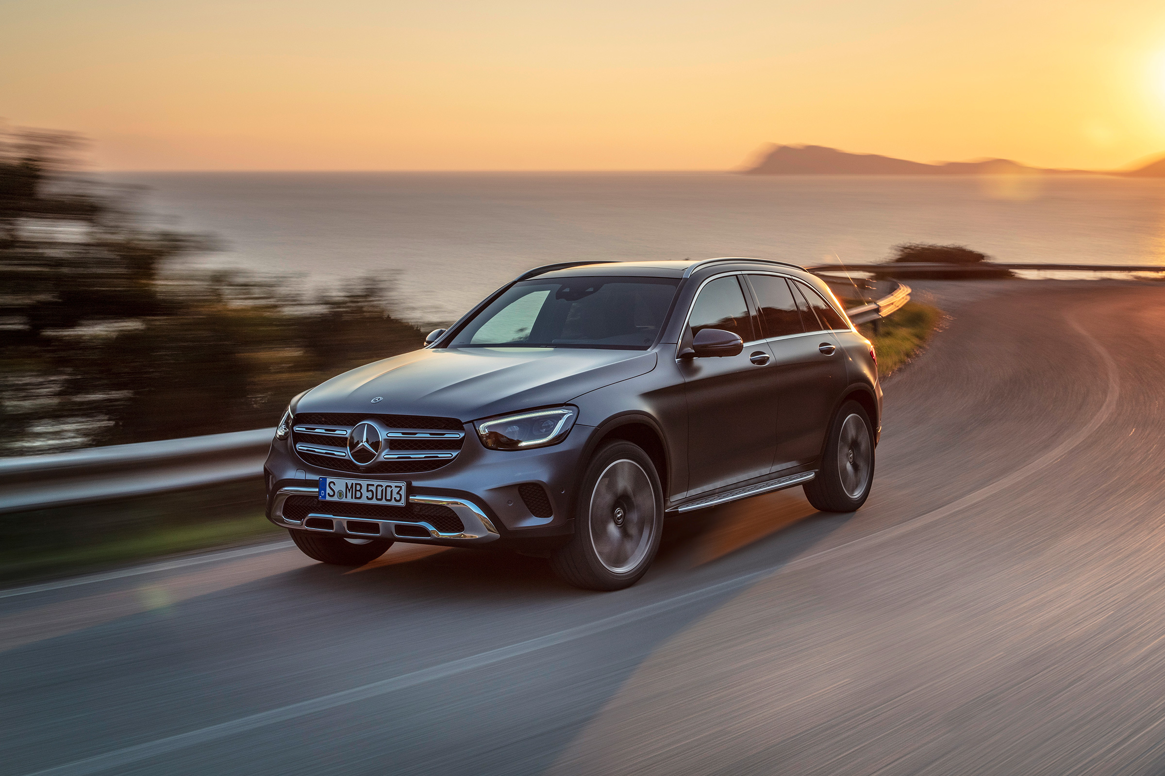 2019 Mercedes Benz Glc Ready To Rival Bmw X3 And Audi Q5 Evo