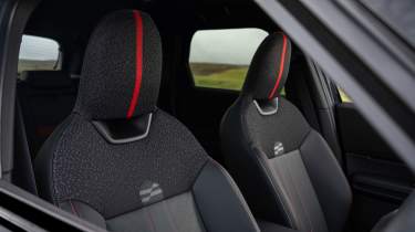 Mini Countryman JCW – seats