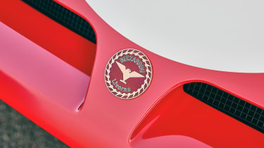 Bizzarrini 5300 GT Corsa – front badge