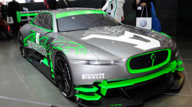 Geneva 2011: Bertone Jaguar B99 concept