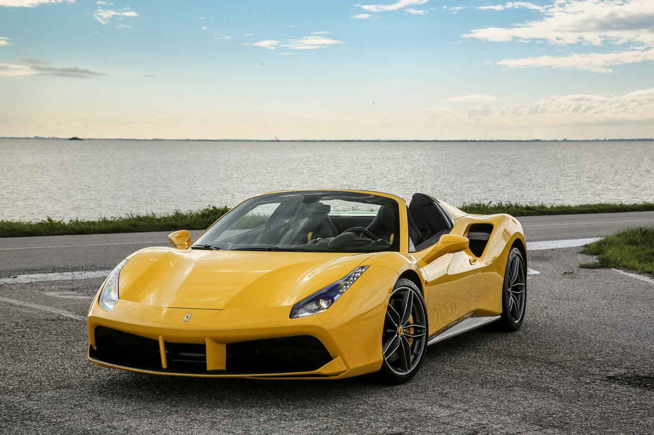 Ferrari 488 Spider Review Performance Specs And 0 60 Time Evo