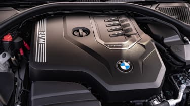 BMW 220i – engine
