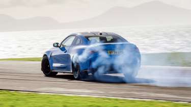 BMW M4 CS – rear