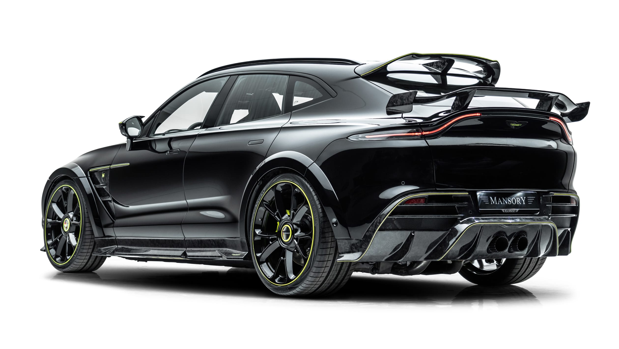 Mansory%20Aston%20Martin%20DBX-5.jpg