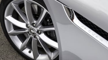 2013 Jaguar F-type V6 S alloy wheel silver