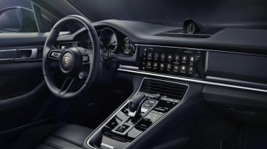 Porsche Panamera 4 Platinum Edition – dash