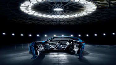 Peugeot Instinct Concept - side doors open