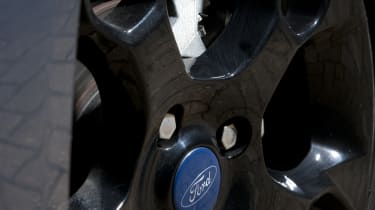 Ford Fiesta Metal black alloy wheel