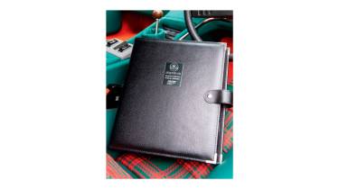 evo Christmas essentials gift guide