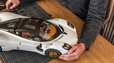 Pocher Pagani Utopia