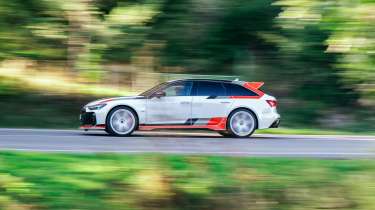Audi RS6 GT side