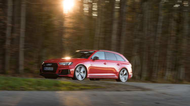 Audi RS4 – front quarter 