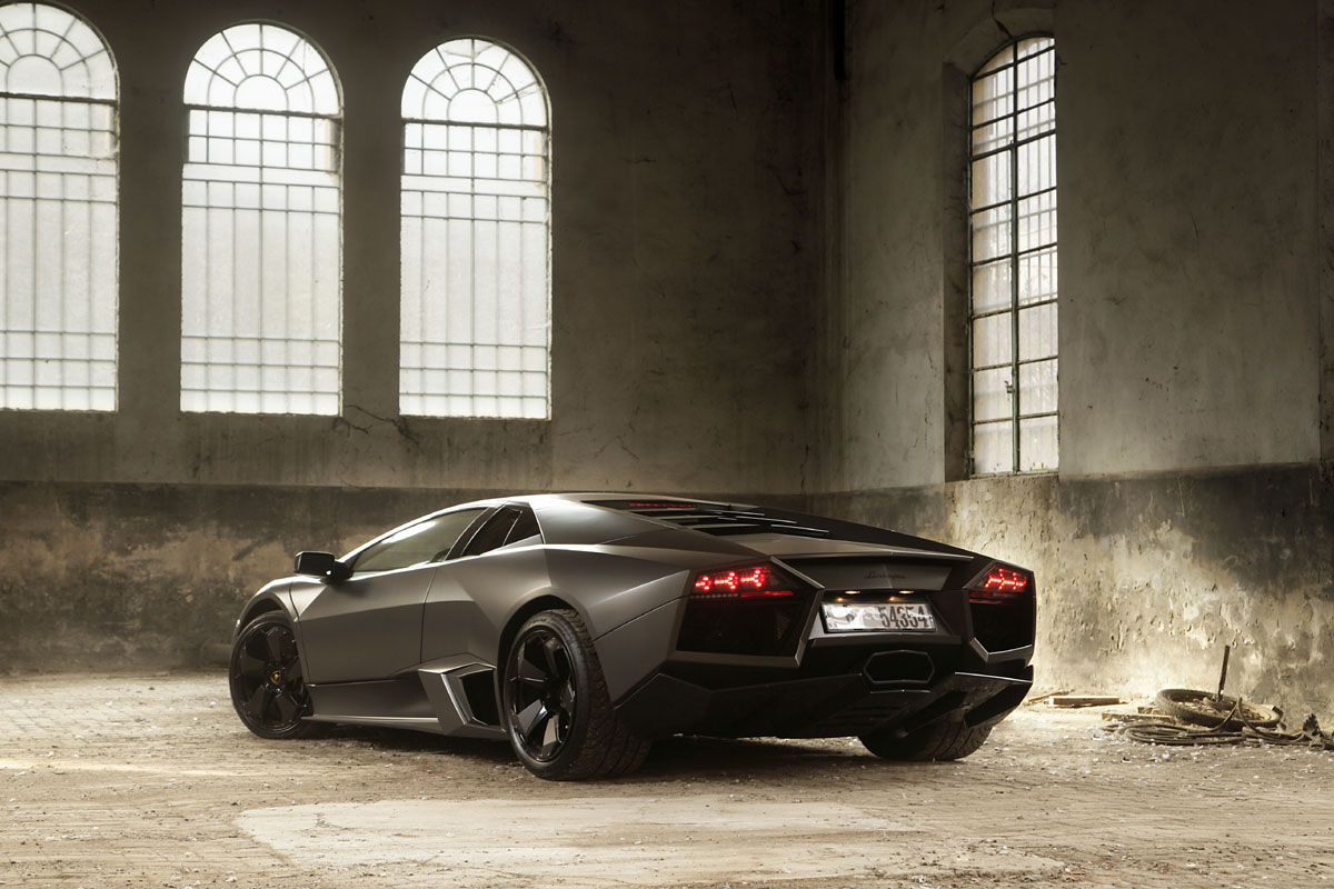 Peinture carrosserie: 0,5 L GRIS ANTHRACITE nacré sat LAMBORGHINI REVENTON  0104 8435099901006