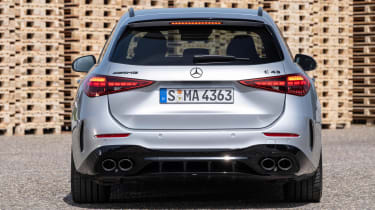 Mercedes-AMG C43 – tail