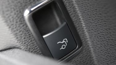 Mercedes E-Class estate boot button
