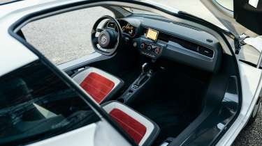 Volkswagen XL1 – interior