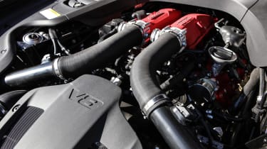 Ferrari GTC4 Lusso T - engine bay