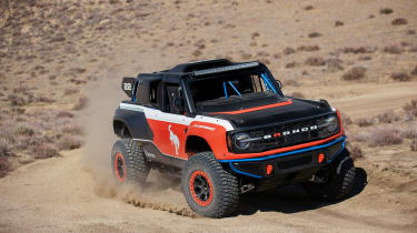 Ford Bronco DR – front 1