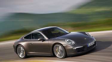Porsche 911 Carrera 4 unveiled