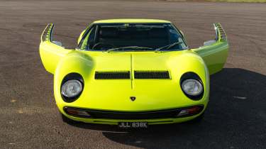 Lamborghini Miura front