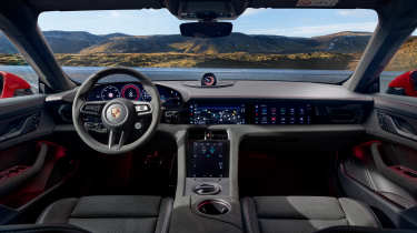 Porsche Taycan GTS – interior