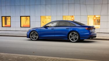 Audi S8 2022 FL – rear quarter