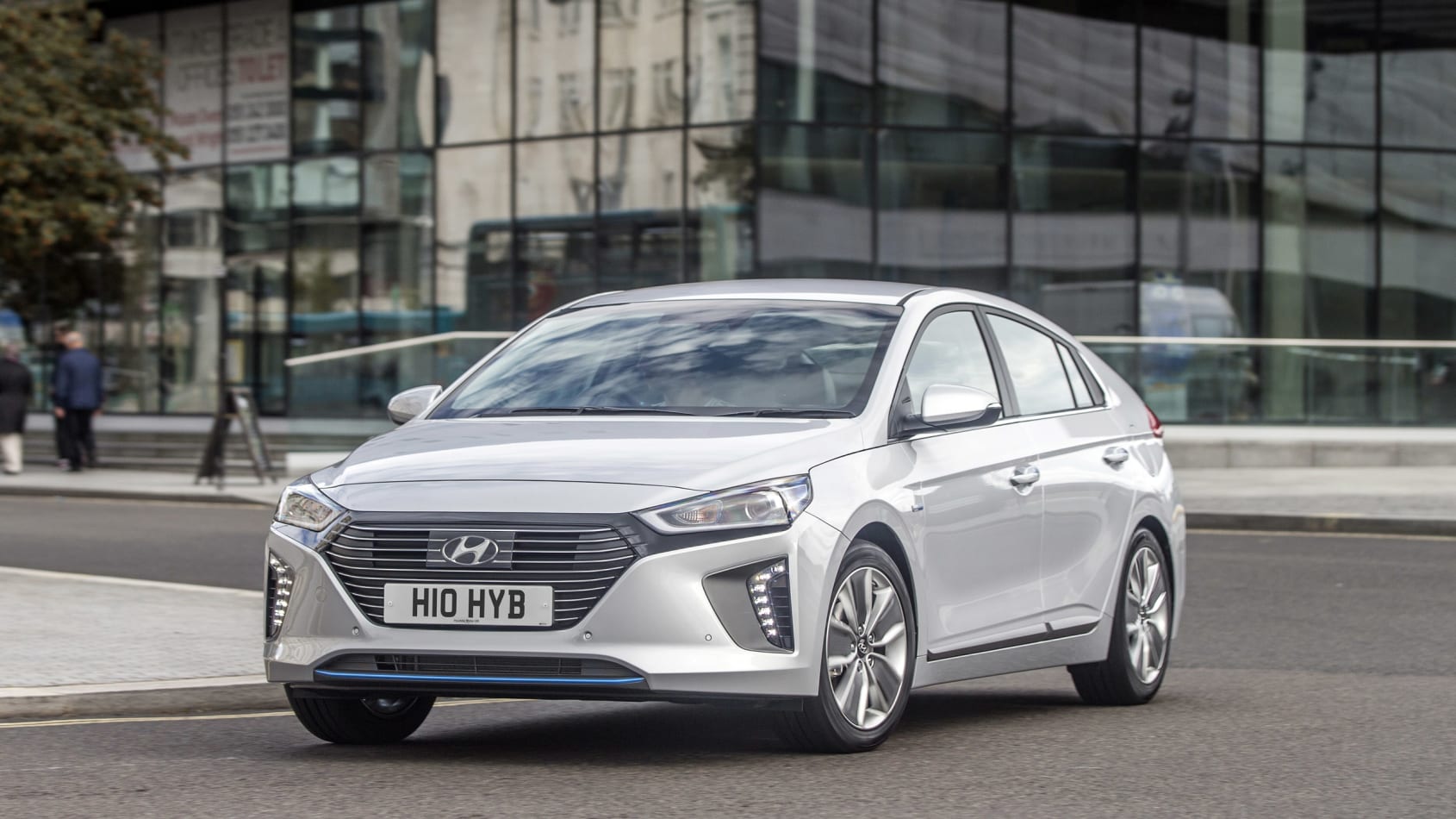 Hyundai Ioniq Hybrid review in pictures evo