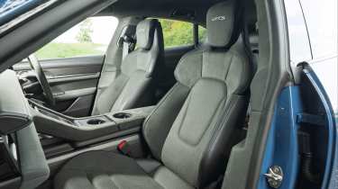 Porsche Taycan GTS seats