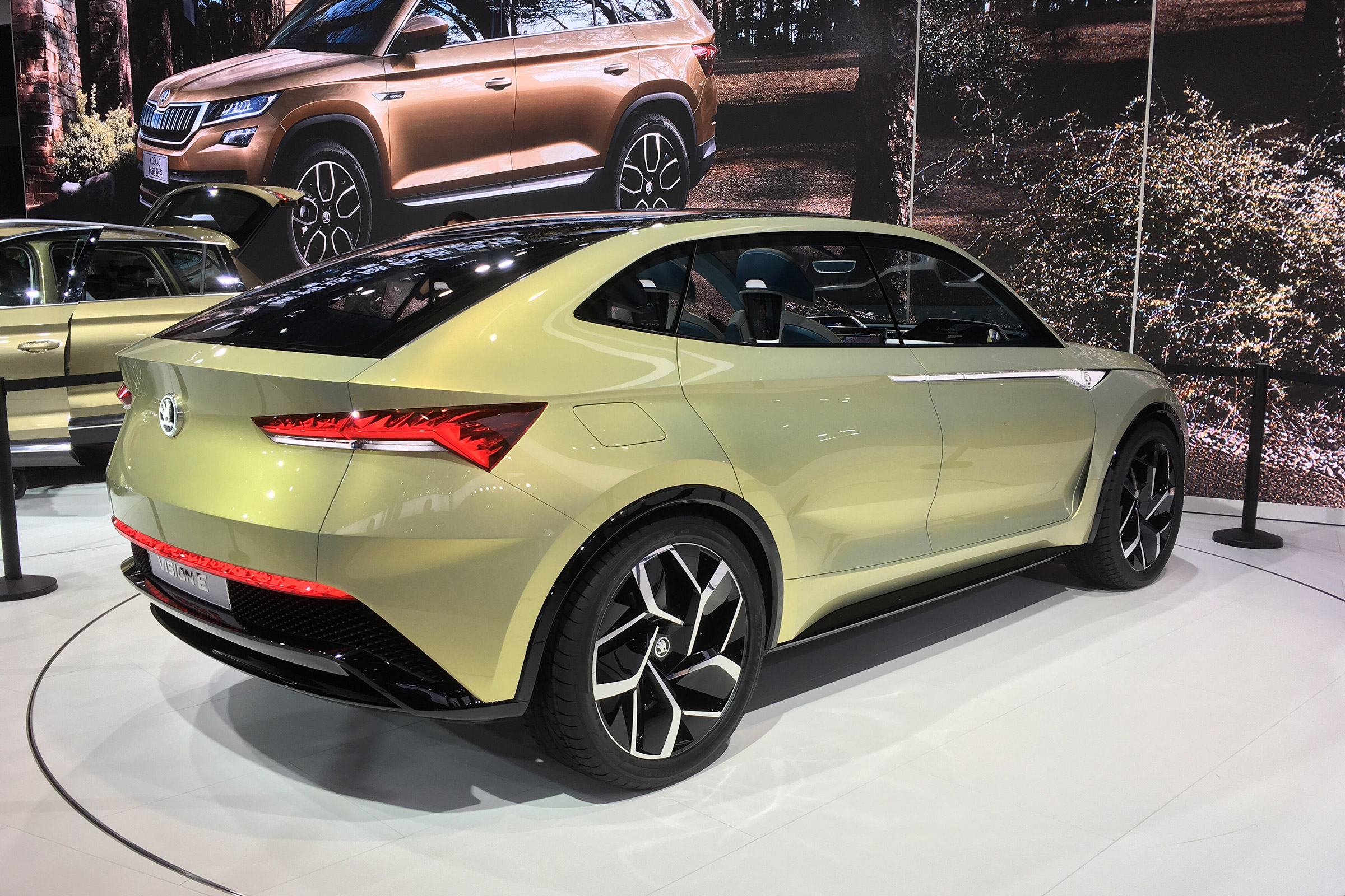 Skoda Vision E revealed – A sleek SUV capable of autonomous driving | evo