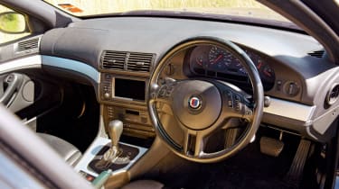 BMW Alpina B10