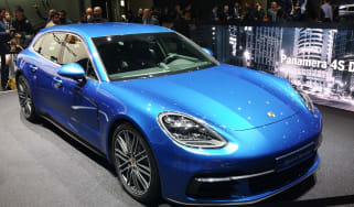 Porsche Panamera Sport Turismo - Geneva front three quarter